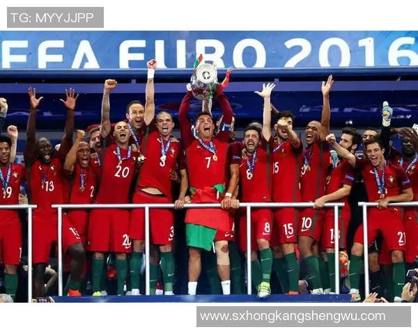 绿茵巨星卡巴里传奇生涯与荣耀瞬间全面回顾